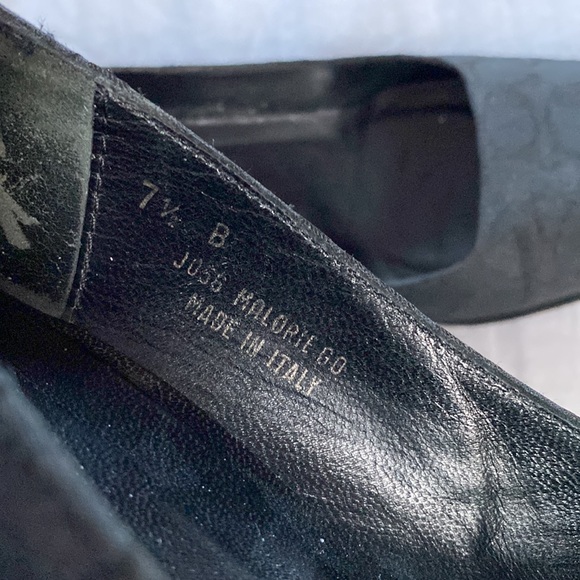 COACH Heels - Picture 3 of 5